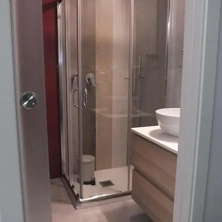 Prestige House 3*